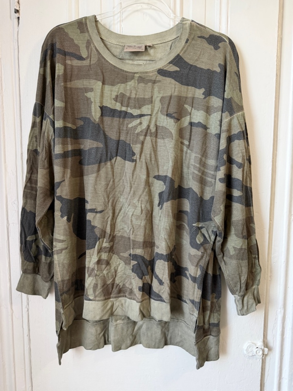 Dantelle Women's Camo Long Sleeve Top